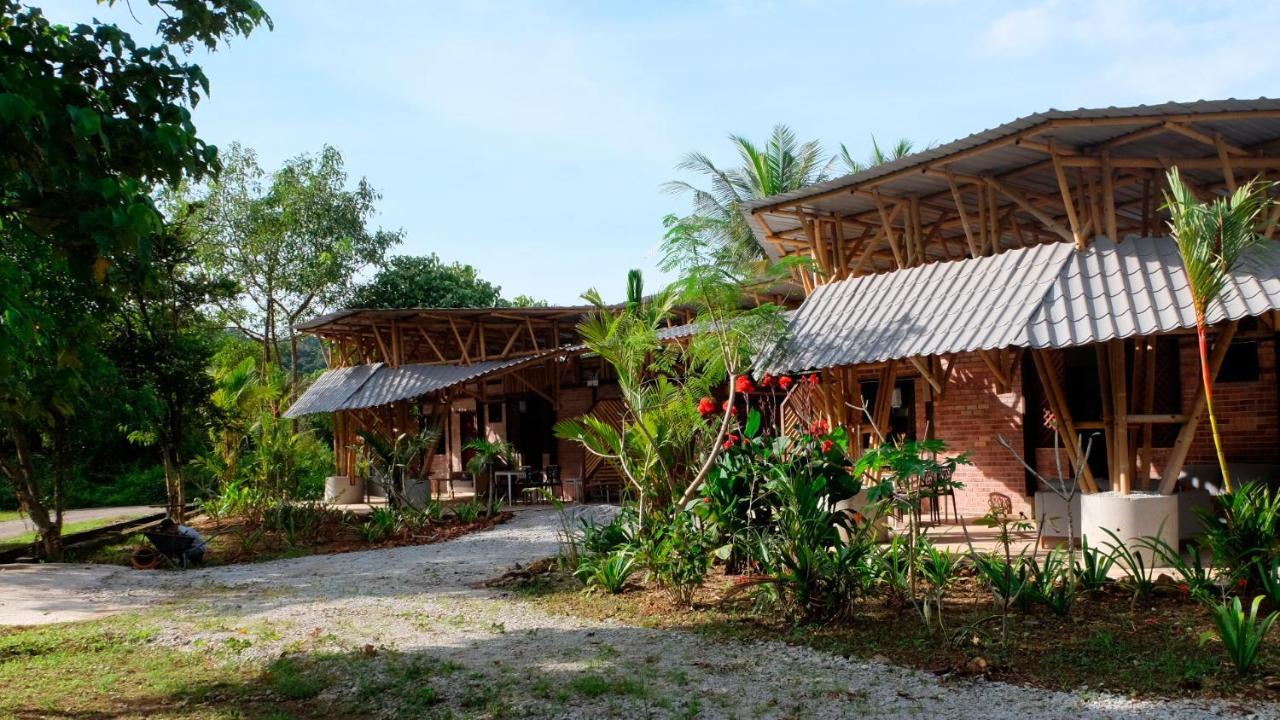 Bamboo Cottage Langkawi Pantai Cenang  Eksteriør bilde